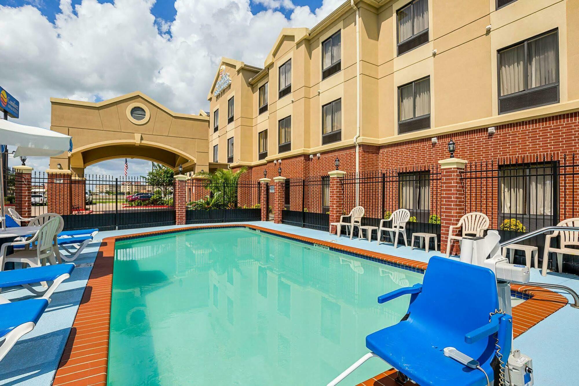 Comfort Inn & Suites Port Arthur-Port Neches Ngoại thất bức ảnh